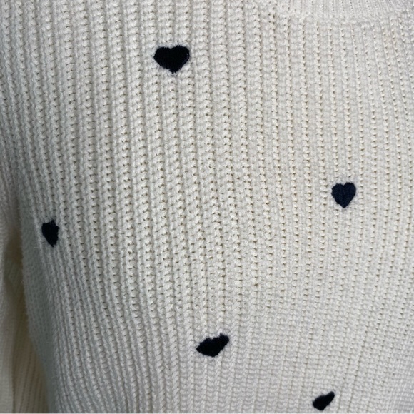 Lucky Brand White and Navy Blue Embroidered Heart Sweater - Picture 6 of 10